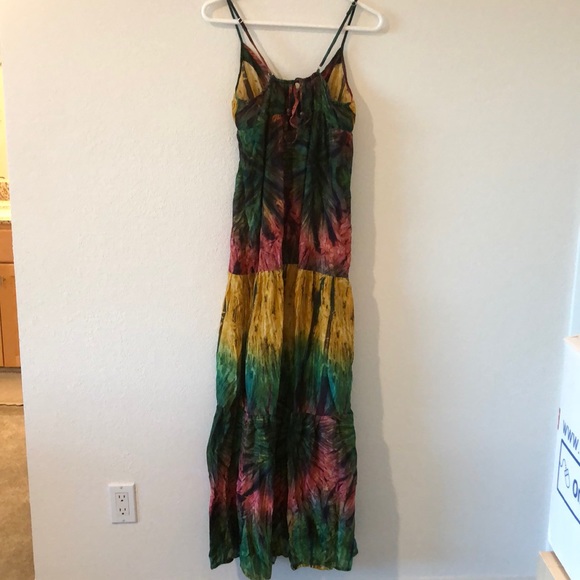 2/20$ Beautiful boho maxi dress - Picture 4 of 4